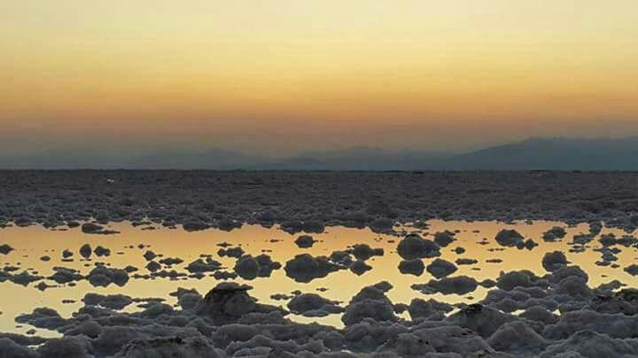 تصویری غم انگیز از غروب دریاچه ارومیه...